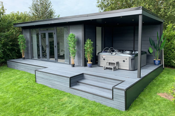 Hot Tub Garden Studio Liverpool